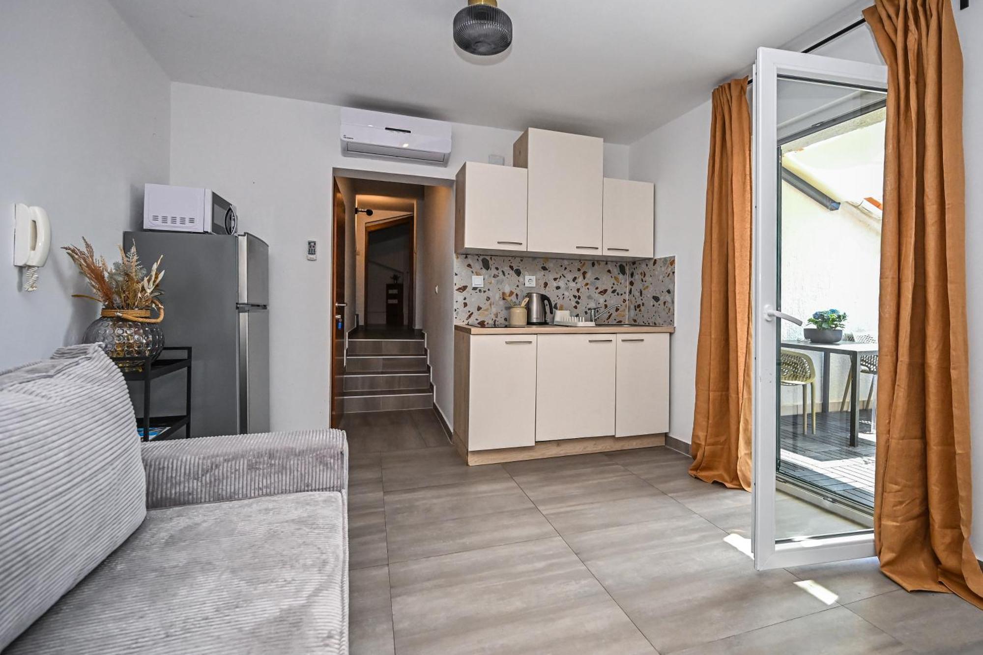 Il Centro Apartments 诺瓦利娅 外观 照片